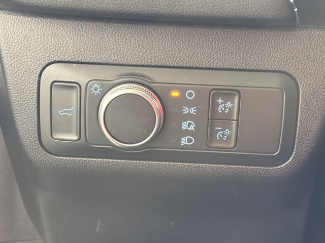 Certified 2022 Ford Escape SE w/ SE Sport Appearance Package FWD image 13