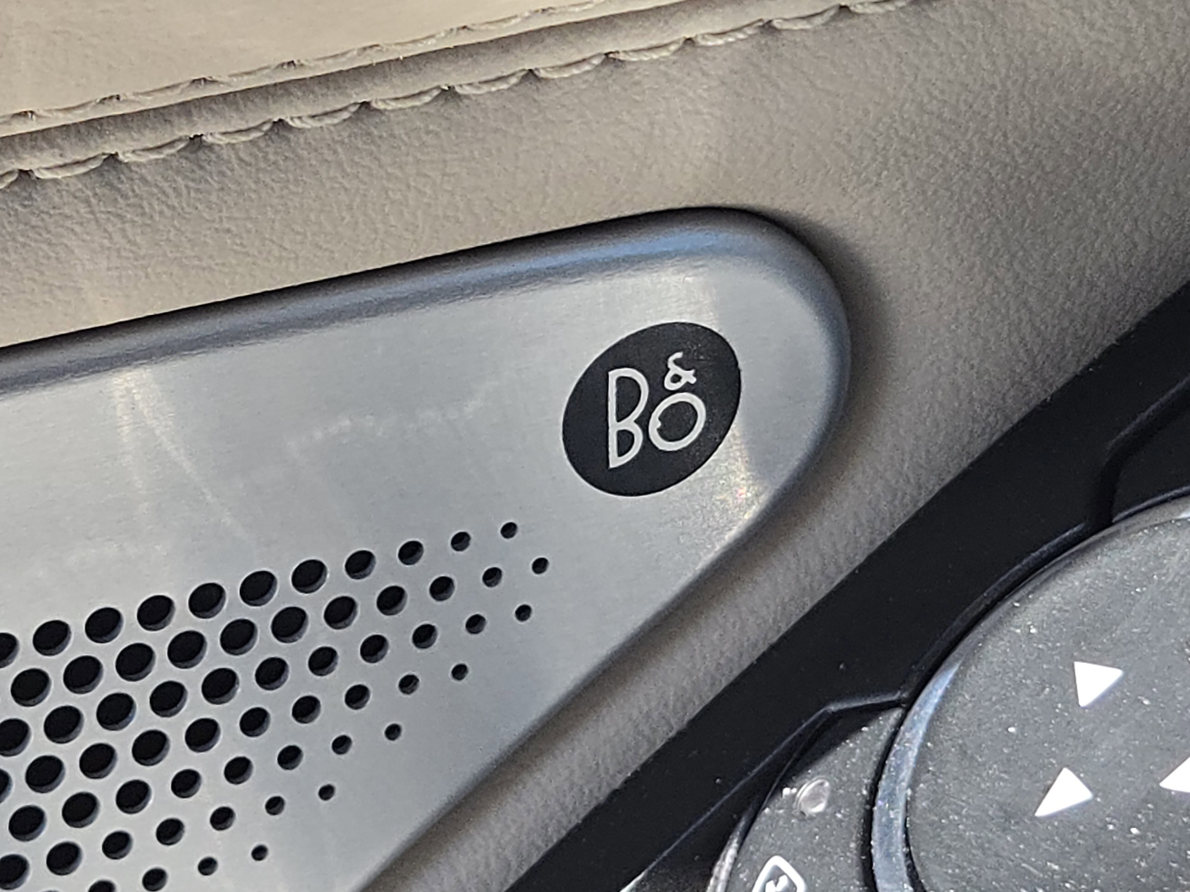 Certified 2023 Ford Explorer Platinum w/ Technology Package image 23