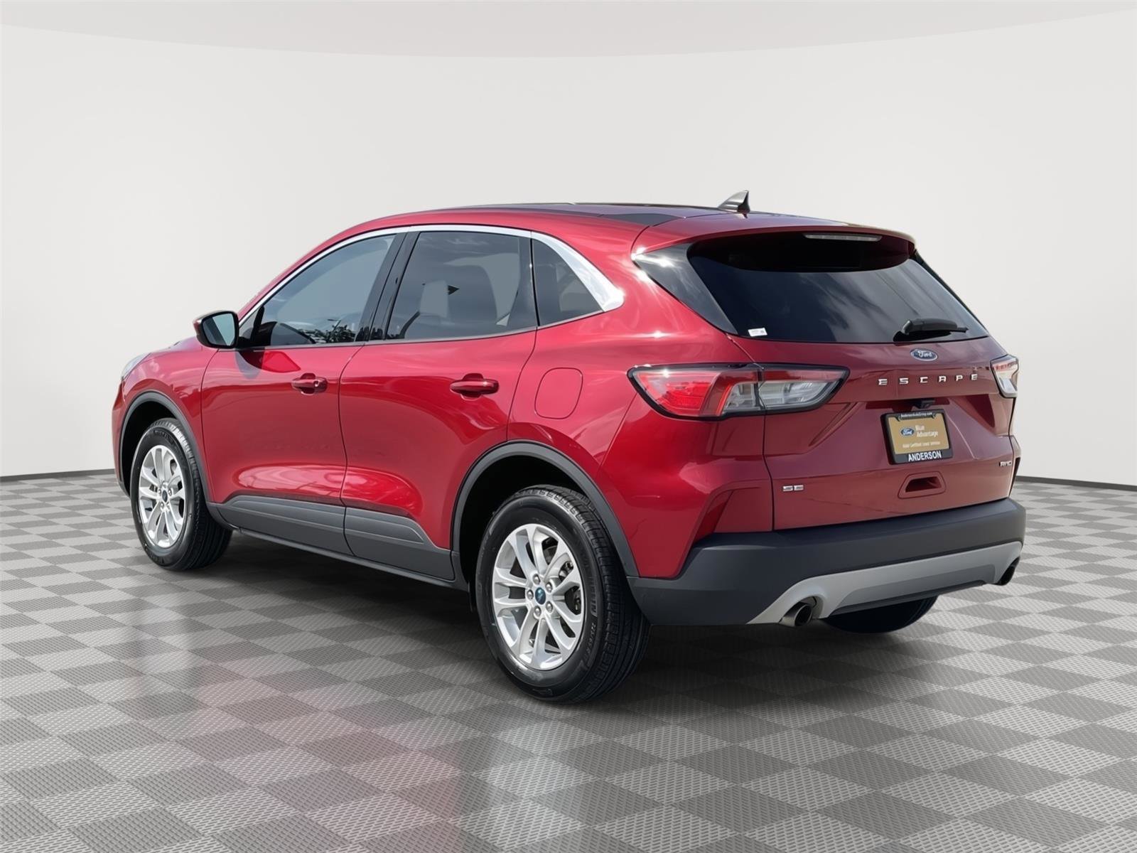Certified 2021 Ford Escape SE w/ Cold Weather Package AWD/4WD image 9