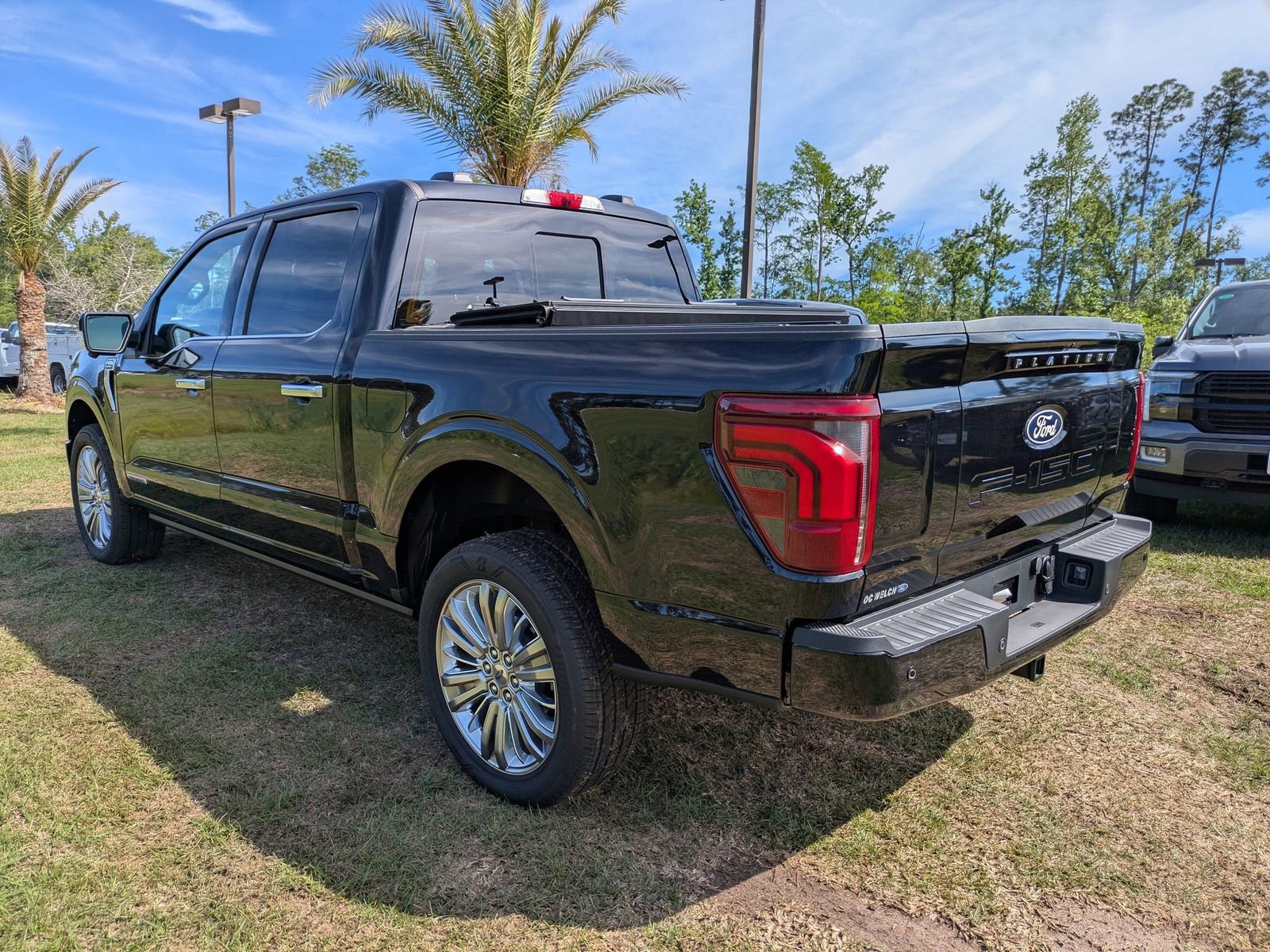 Certified 2025 Ford F150 Platinum w/ Equipment Group 703A Plus AWD/4WD image 3