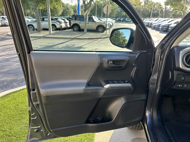 Used 2022 Toyota Tacoma SR5 w/ Technology Package RWD image 11
