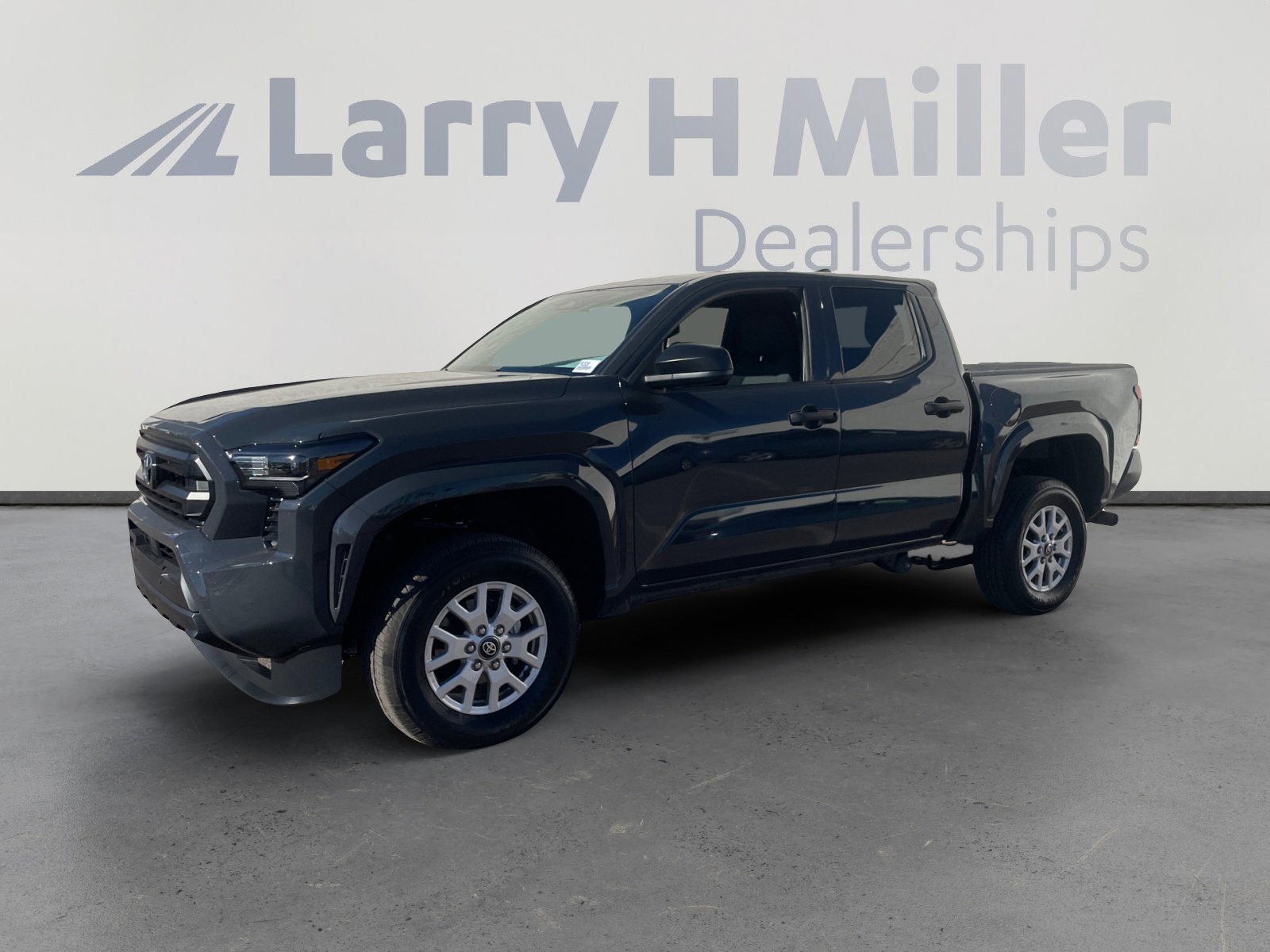 Used 2025 Toyota Tacoma SR