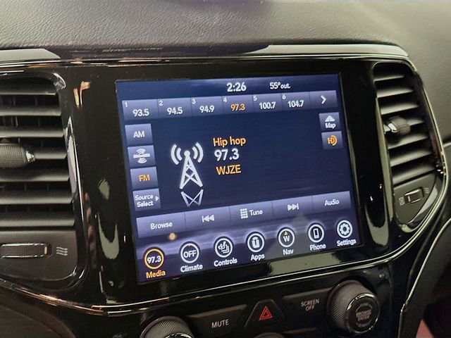 Used 2021 Jeep Grand Cherokee Limited X image 23