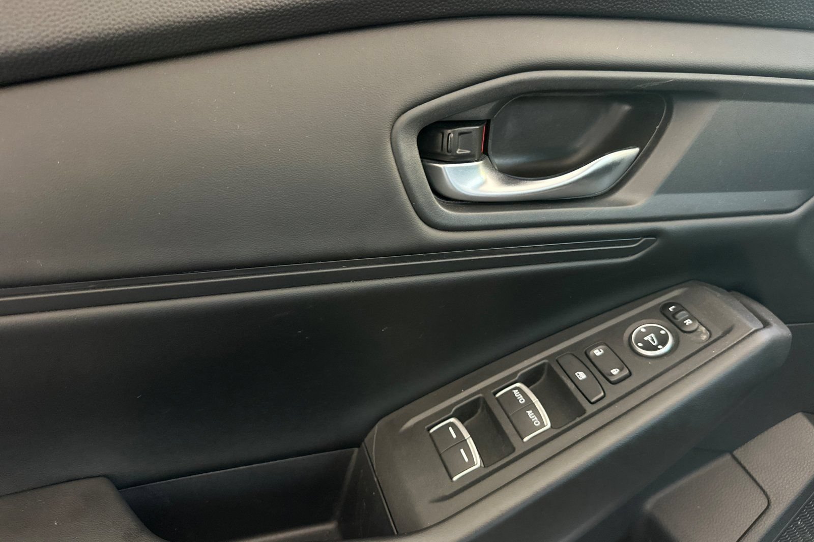 Used 2024 Honda Accord EX image 10