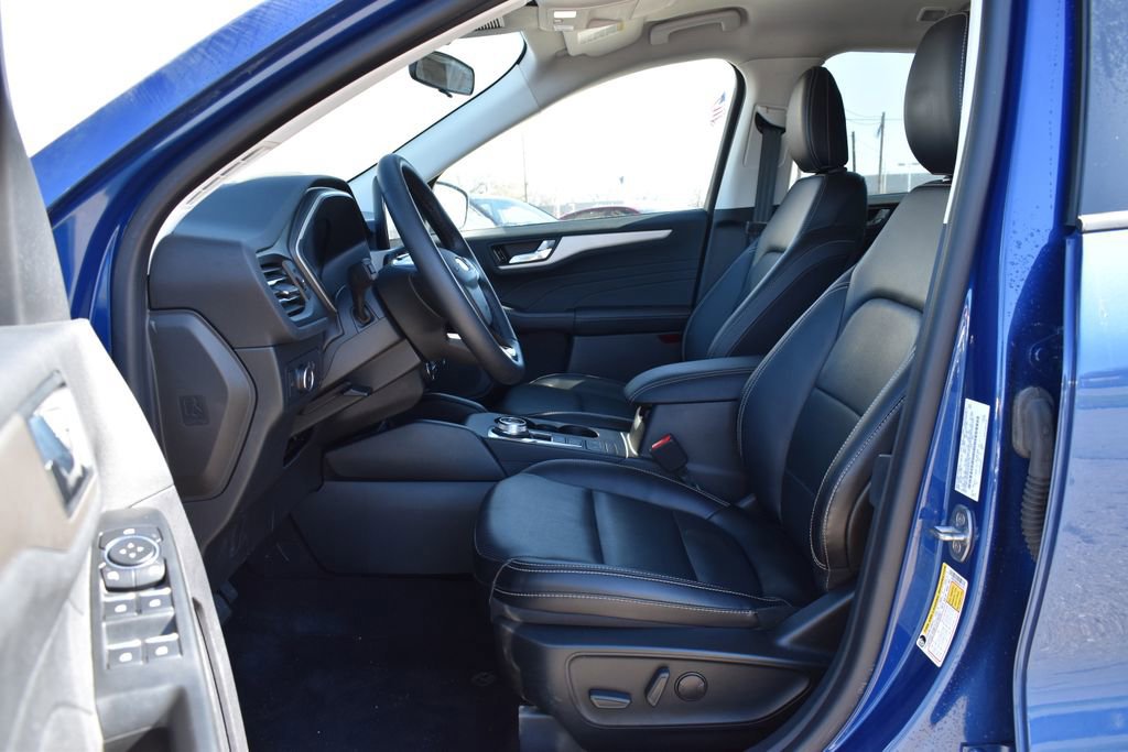 Certified 2022 Ford Escape SEL image 9