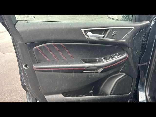 Certified 2023 Ford Edge ST-Line AWD/4WD image 9