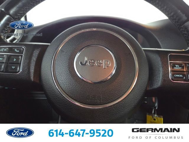 Used 2017 Jeep Wrangler Unlimited Rubicon w/ Connectivity Group AWD/4WD image 24