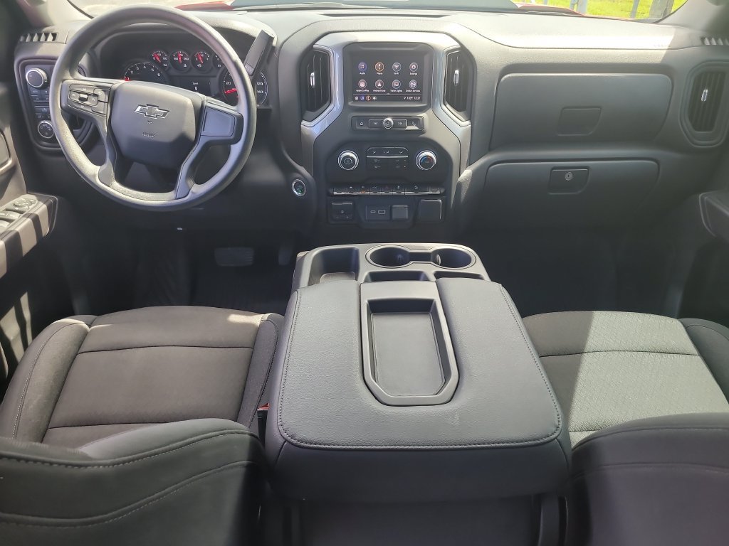 Used 2024 Chevrolet Silverado 1500 Custom Trail Boss w/ Turbomax Blackout Package AWD/4WD image 11