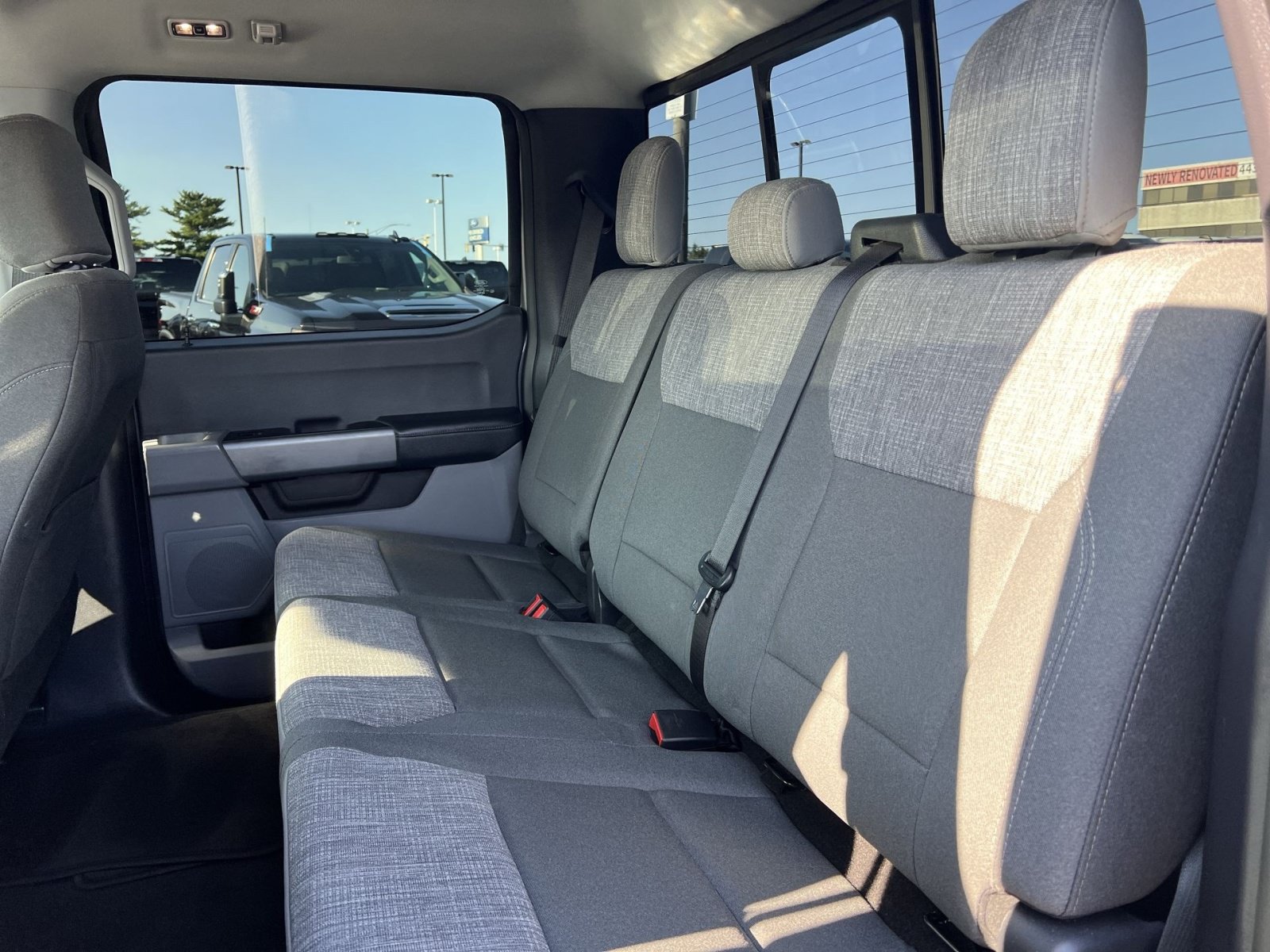 Certified 2024 Ford F250 XLT w/ FX4 Off-Road Package AWD/4WD image 23
