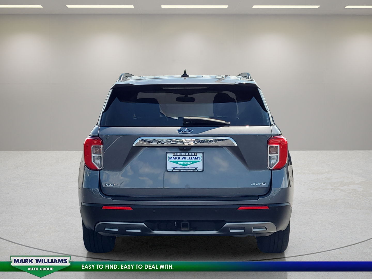 Certified 2022 Ford Explorer XLT w/ Equipment Group 202A AWD/4WD image 5