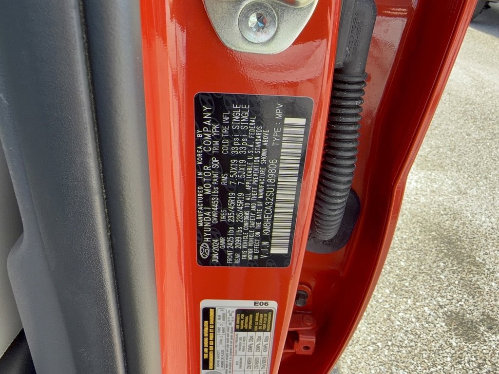 Used 2025 Hyundai Kona Limited image 33