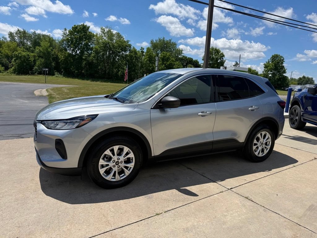 Certified 2023 Ford Escape Active w/ Tech Pack #1 AWD/4WD image 6