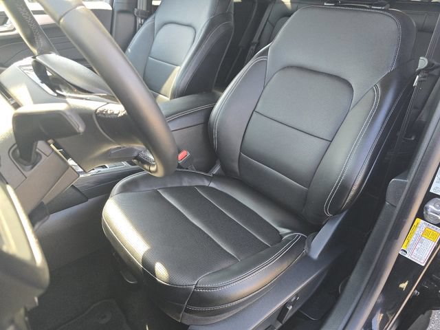 Certified 2025 Ford Escape Platinum AWD/4WD image 25