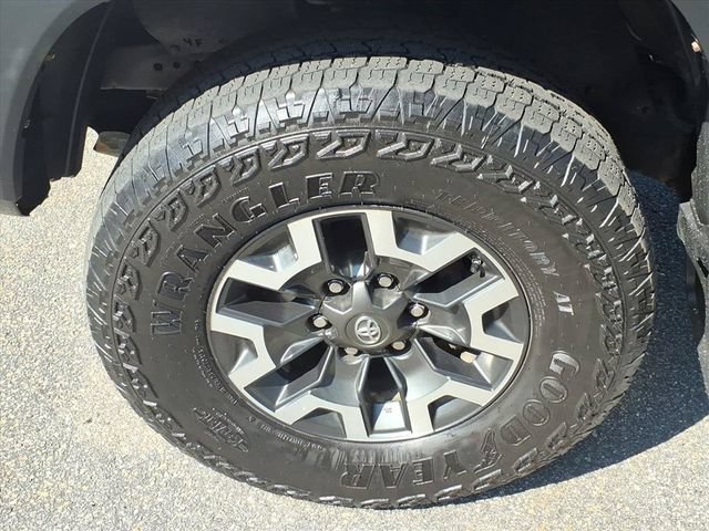Used 2019 Toyota Tacoma TRD Off-Road w/ TRD Premium Off Road Package AWD/4WD image 9