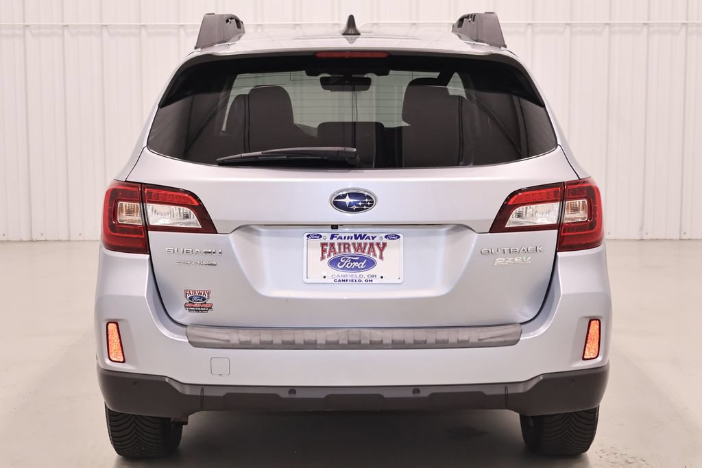 Used 2017 Subaru Outback 2.5i Limited AWD/4WD image 9