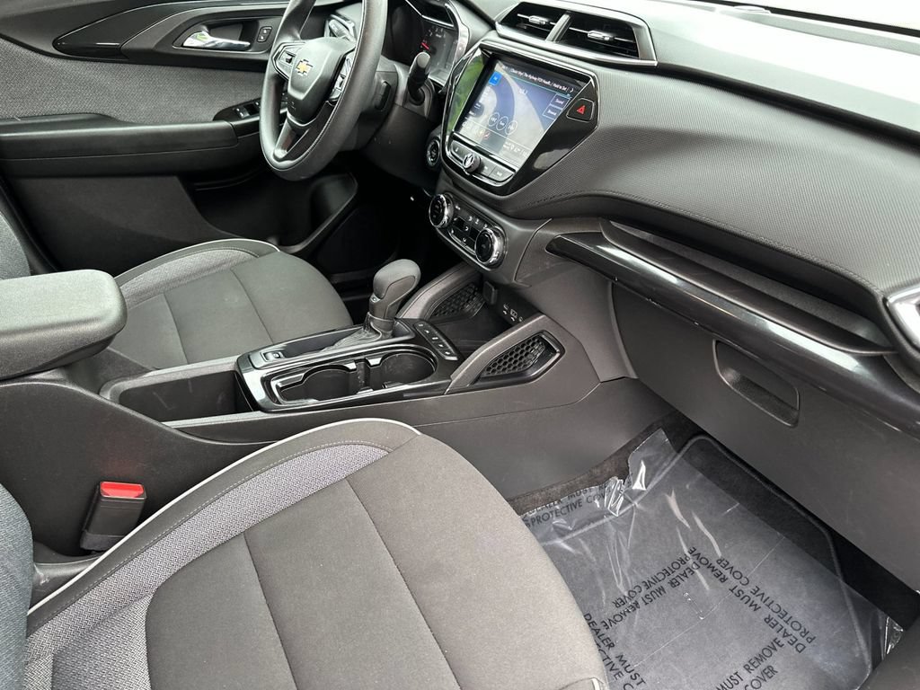 Used 2023 Chevrolet TrailBlazer LT w/ Convenience Package FWD image 15