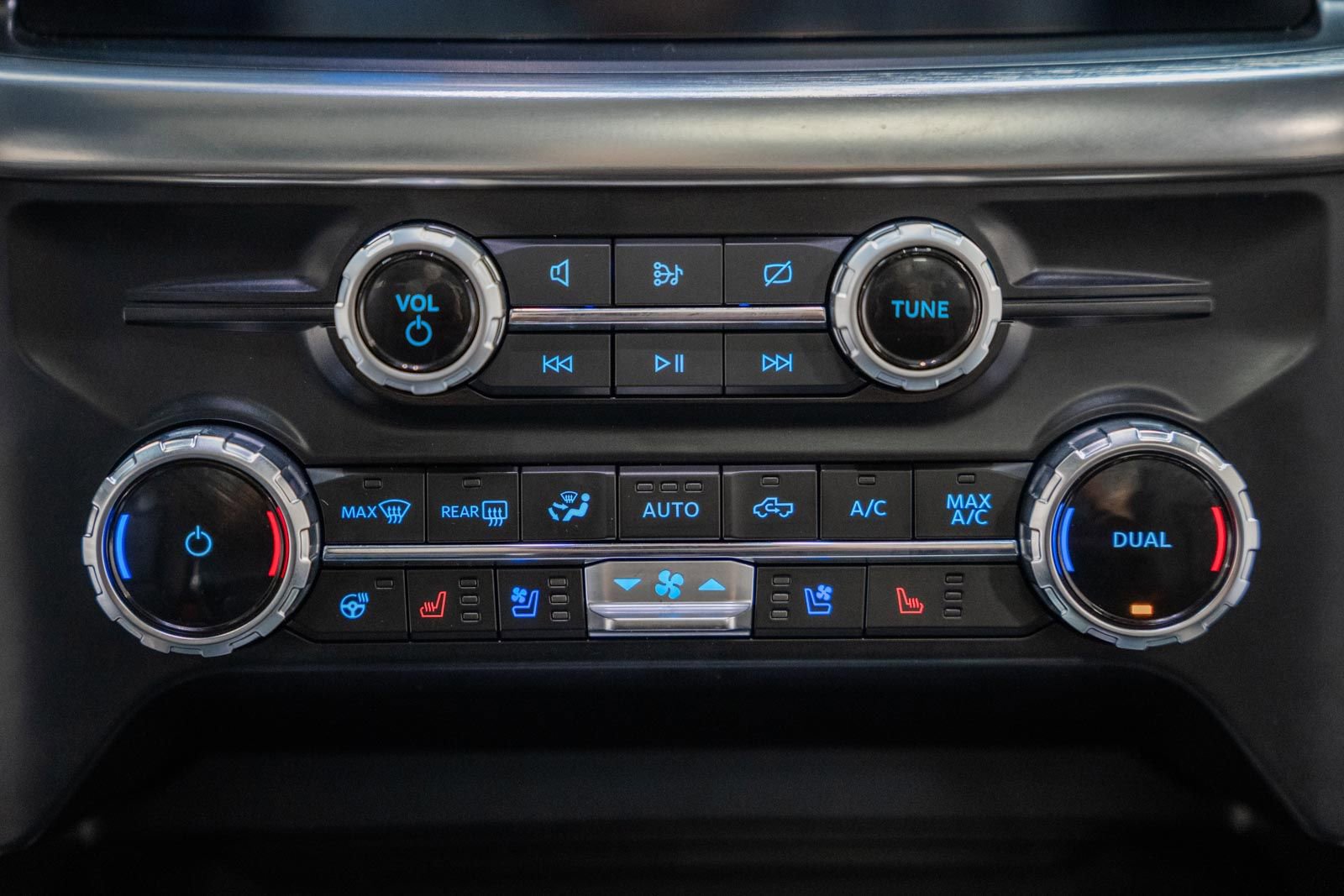 Certified 2023 Ford F150 Lariat w/ Equipment Group 502A High image 32