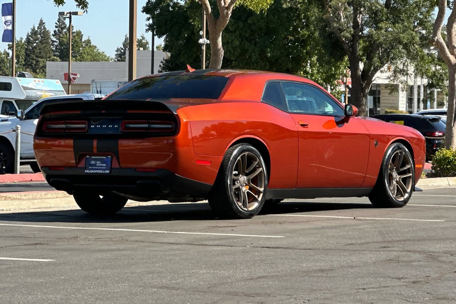 Used 2023 Dodge Challenger SRT Hellcat RWD video 2