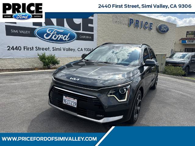 Used 2023 Kia Niro EX Touring