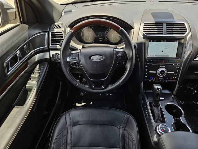 Certified 2018 Ford Explorer Platinum AWD/4WD image 28