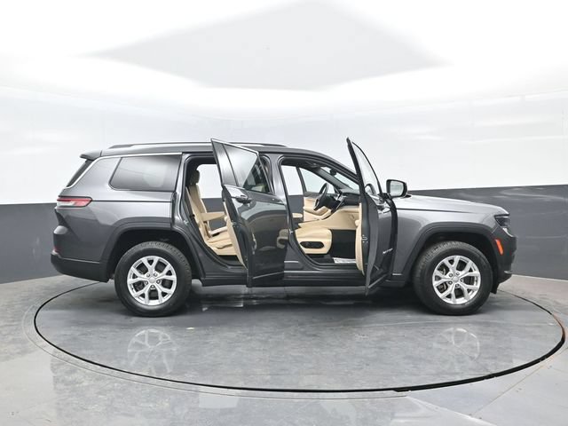 Used 2023 Jeep Grand Cherokee L Limited AWD/4WD image 28