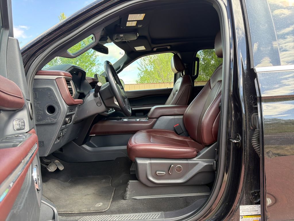 Certified 2024 Ford Expedition Limited AWD/4WD image 11