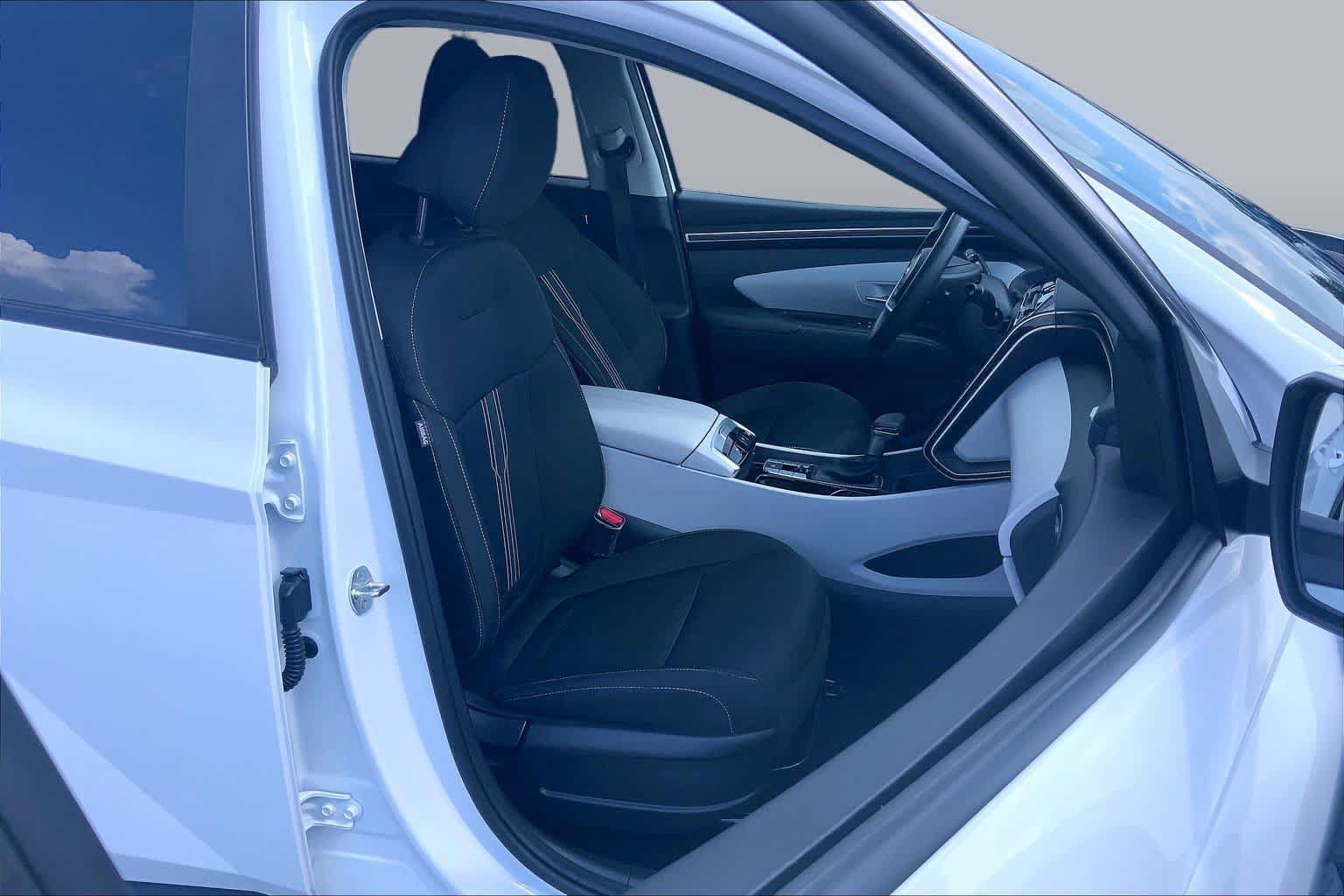 Used 2024 Hyundai Tucson SEL FWD image 9