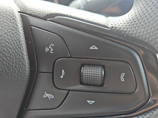 Used 2025 Chevrolet TrailBlazer LT FWD image 17