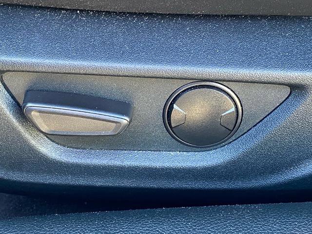 Certified 2022 Ford Mustang GT Premium w/ Equipment Group 401A image 9