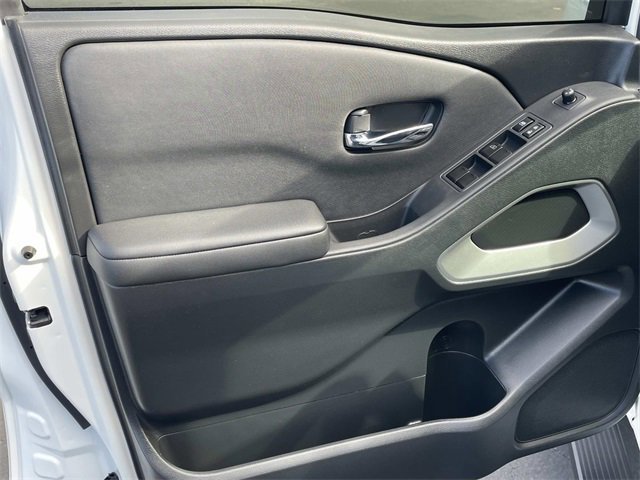 Used 2023 Nissan Frontier SV w/ SV Convenience Package image 20