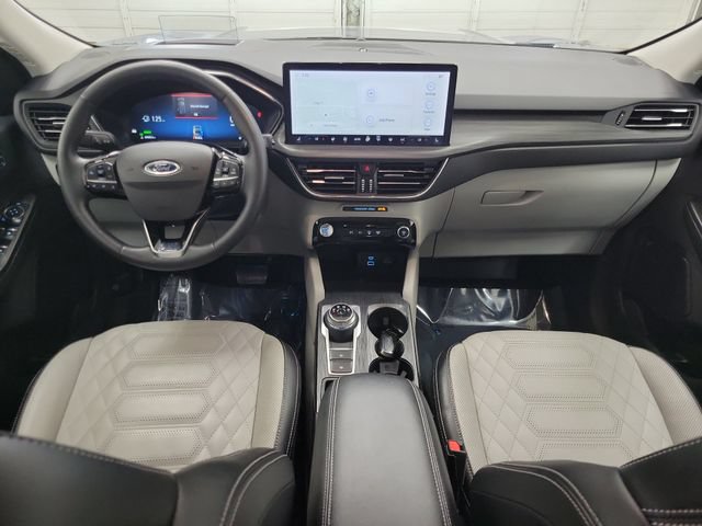 Certified 2023 Ford Escape Platinum w/ Premium Technology Package AWD/4WD image 12