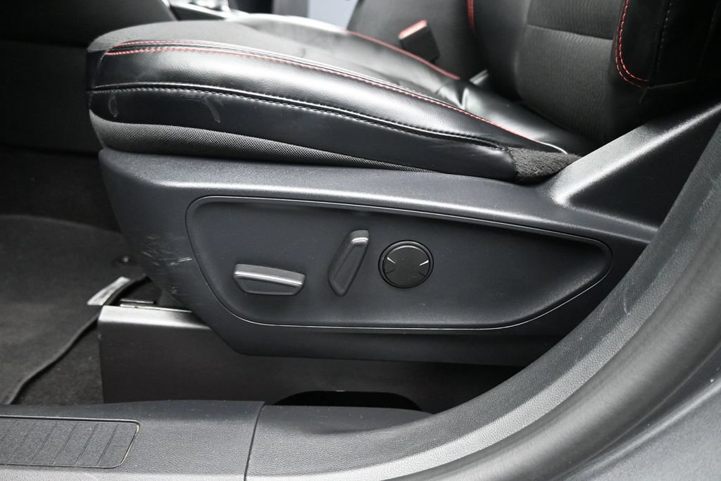 Certified 2025 Ford Escape ST-Line w/ Tech Pack #1 FWD image 10