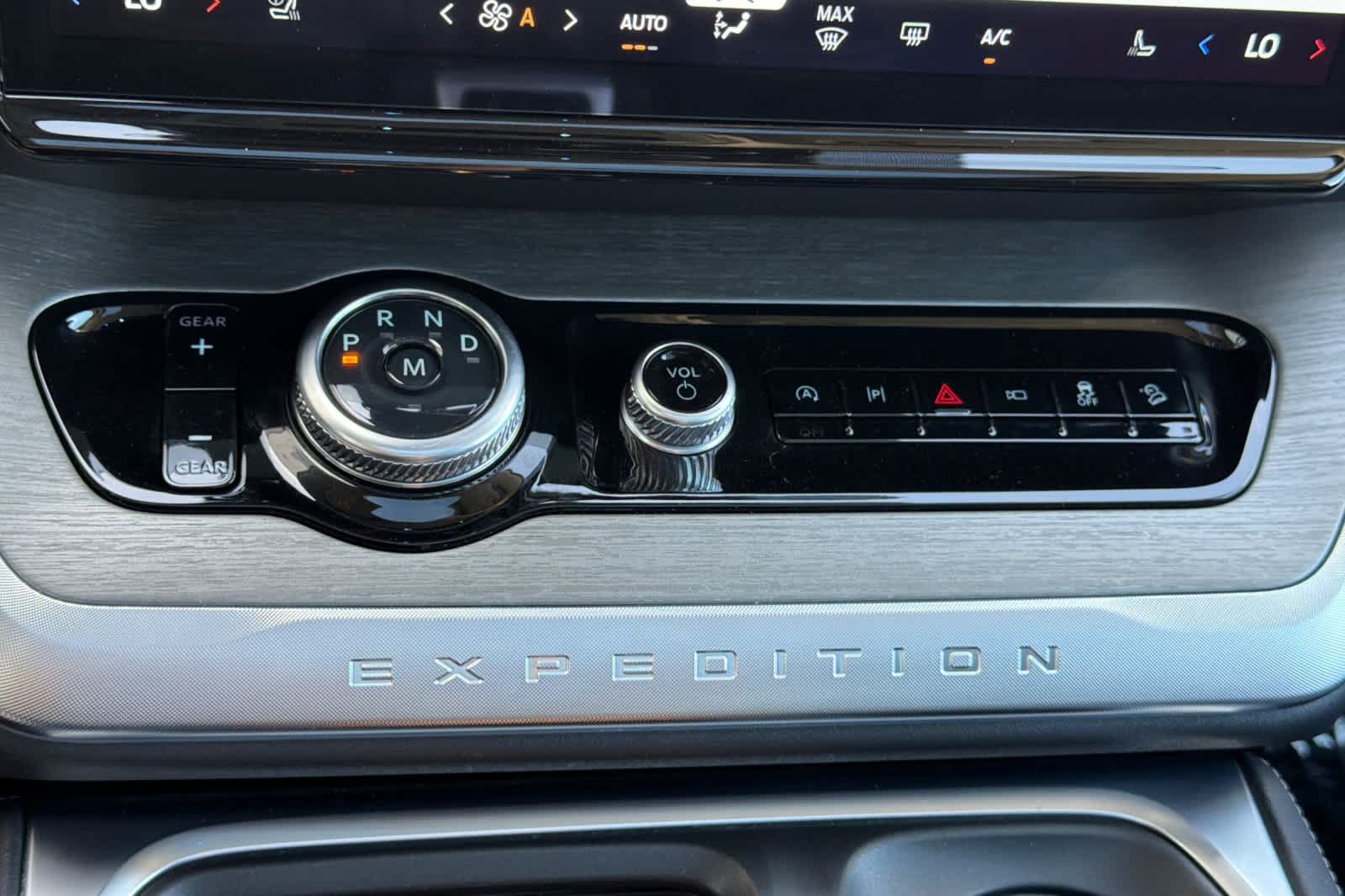 Certified 2025 Ford Expedition Max Platinum AWD/4WD image 22