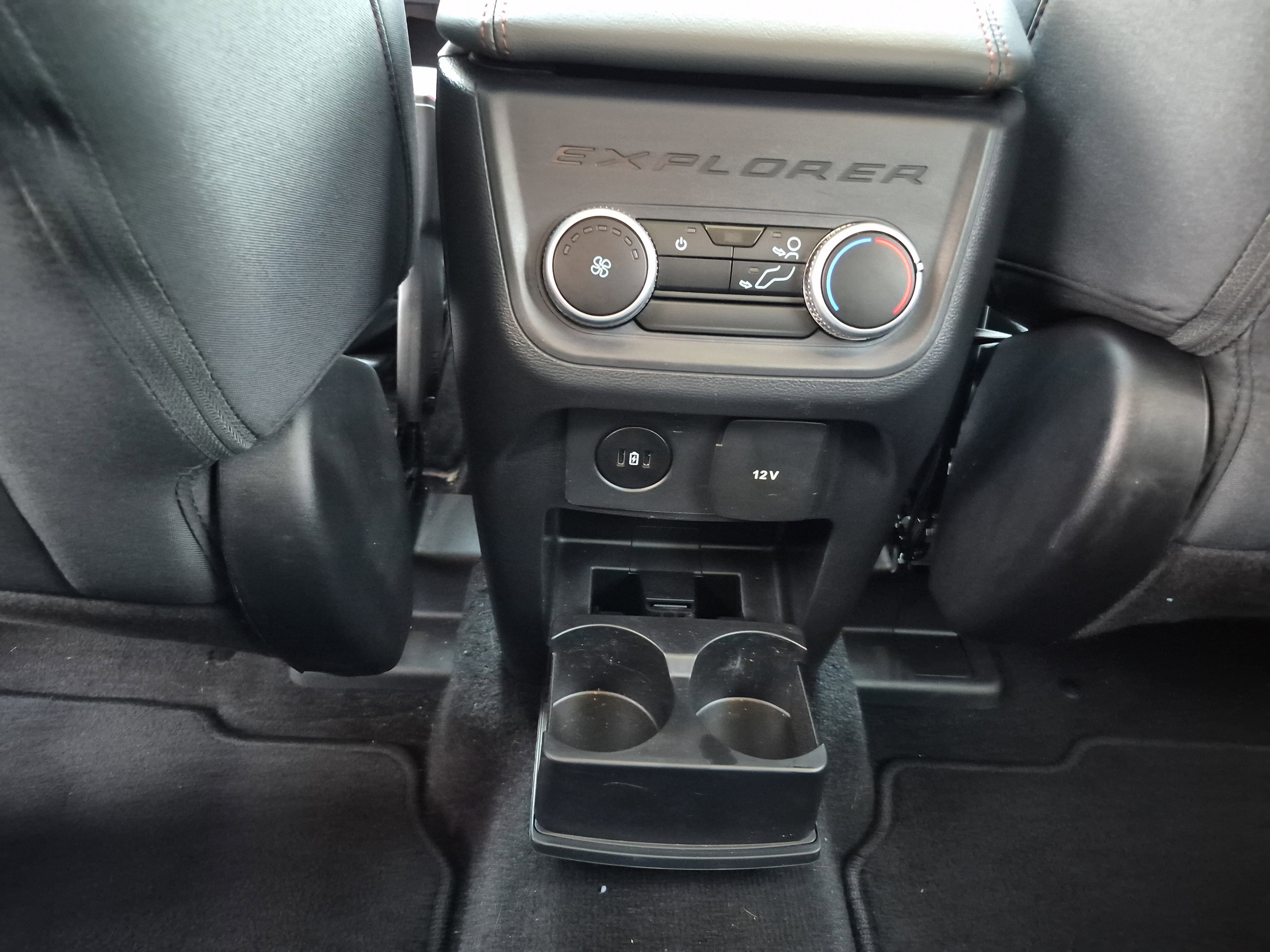 Certified 2025 Ford Explorer Active image 19