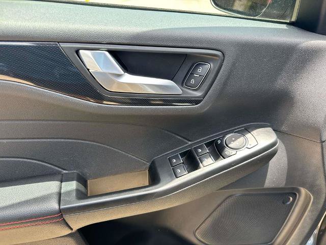 Certified 2025 Ford Escape ST-Line FWD image 19
