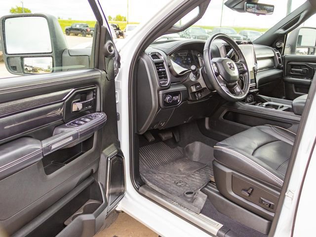 Used 2024 RAM 2500 Limited image 32