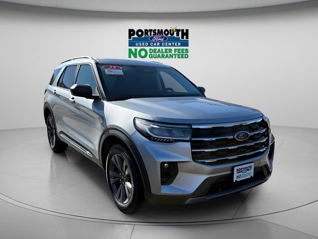 Certified 2025 Ford Explorer Active w/ Active Comfort Package AWD/4WD image 1