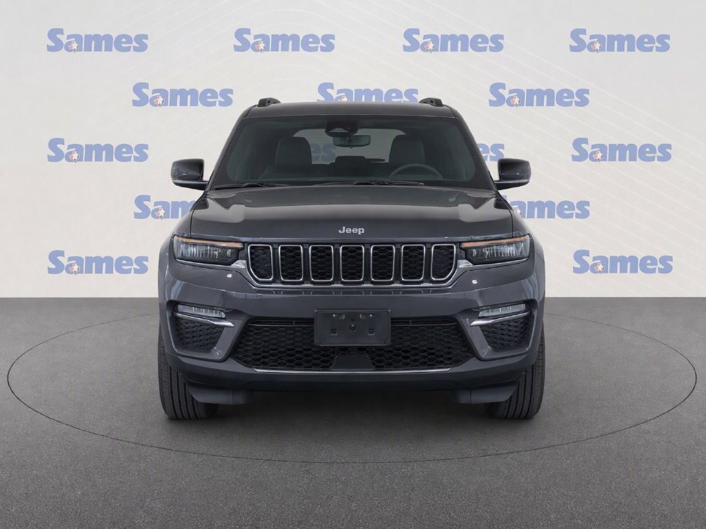 Used 2023 Jeep Grand Cherokee Limited RWD image 5