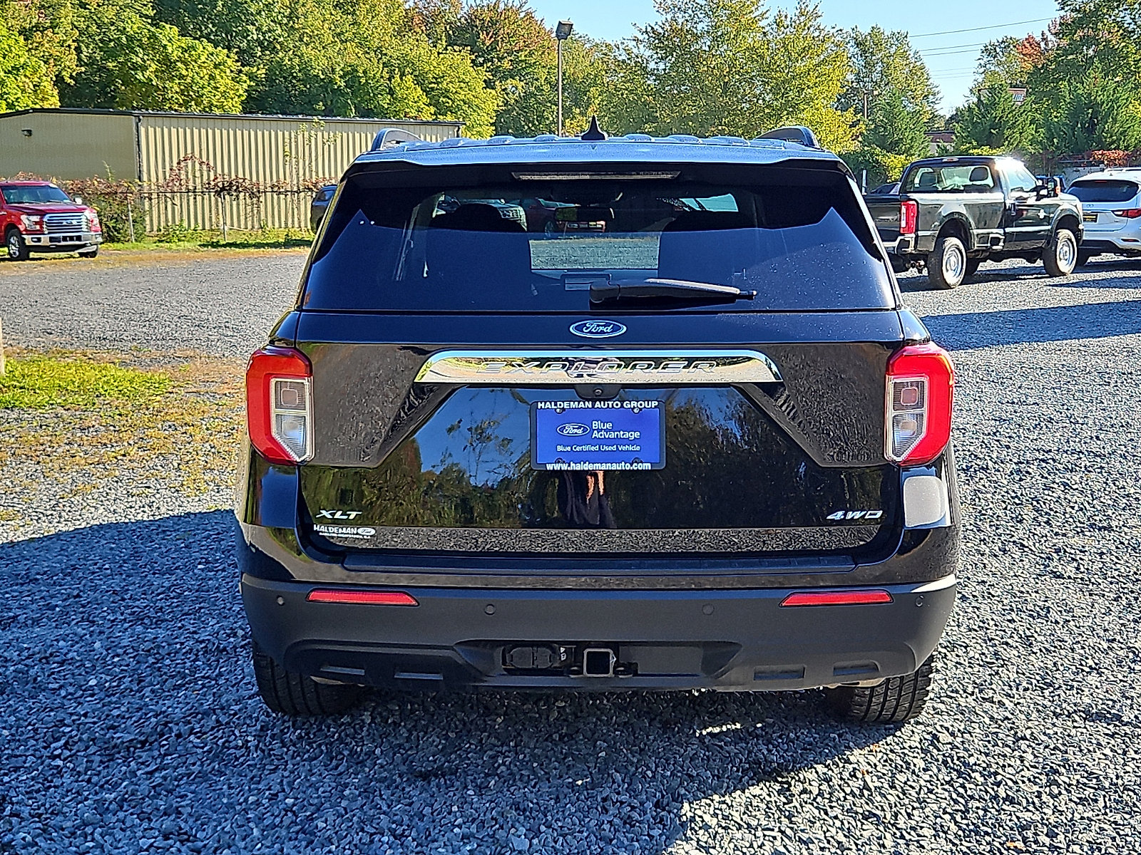 Certified 2022 Ford Explorer XLT w/ Class IV Trailer Tow Package AWD/4WD image 5