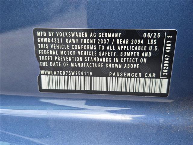 Used 2025 Volkswagen Golf S FWD image 23