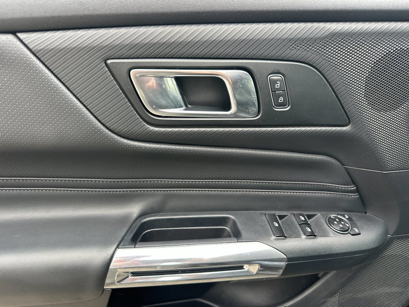 Certified 2025 Ford Mustang Premium RWD image 11