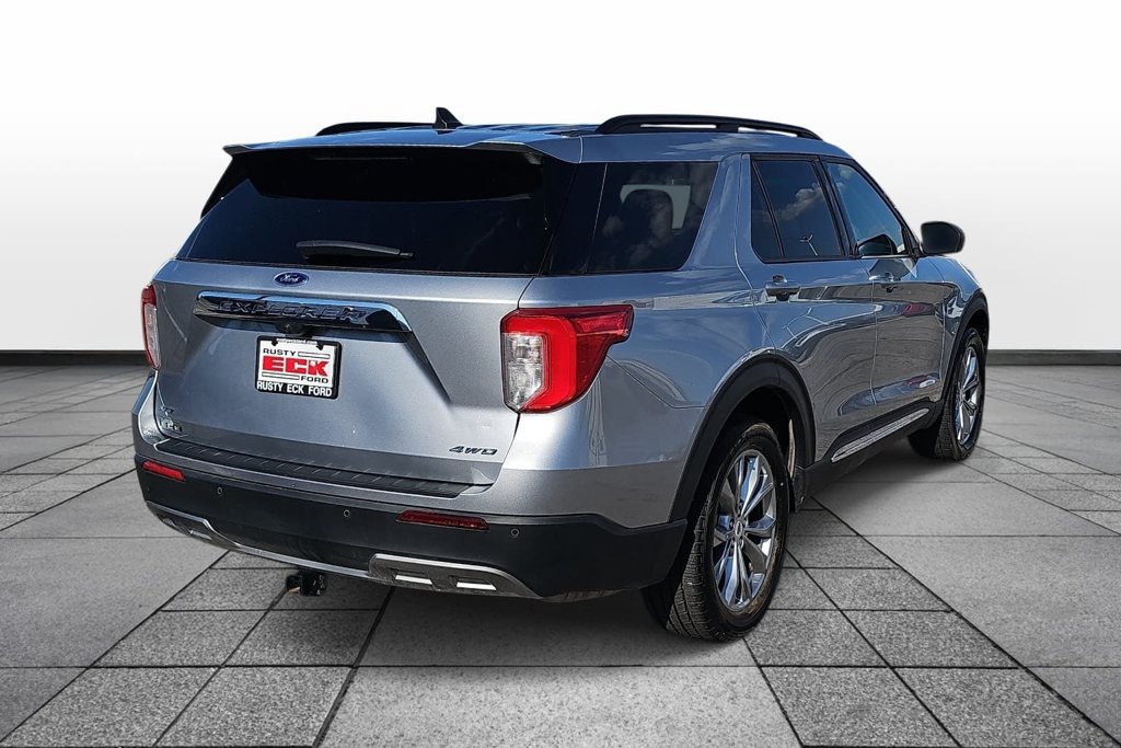 Certified 2023 Ford Explorer XLT w/ Equipment Group 202A AWD/4WD image 5