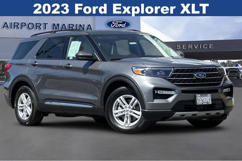 Certified 2023 Ford Explorer XLT w/ Equipment Group 202A RWD image 2