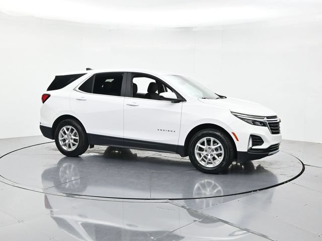 Used 2024 Chevrolet Equinox LT FWD image 3