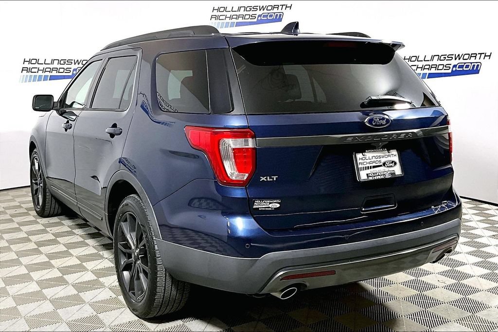 Certified 2017 Ford Explorer XLT w/ Equipment Group 202A FWD image 8