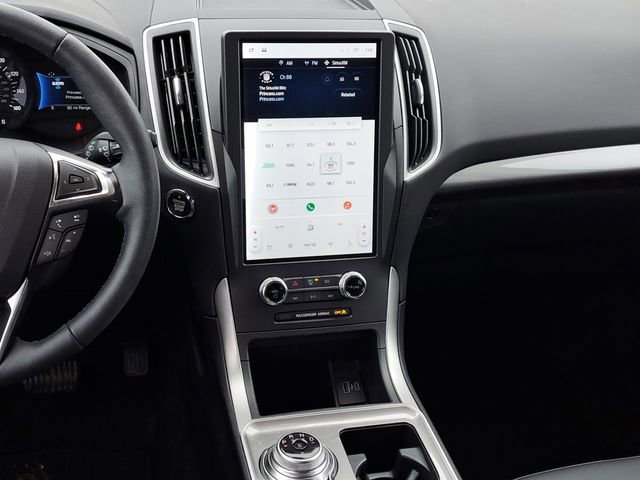 Certified 2024 Ford Edge SEL w/ Convenience Package image 28