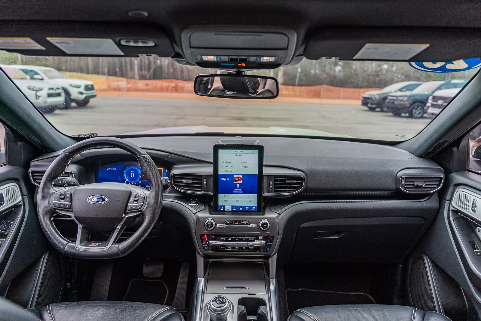 Certified 2020 Ford Explorer ST w/ Premium Technology Package image 29