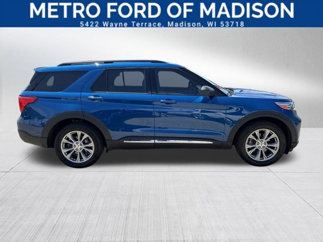 Certified 2022 Ford Explorer XLT w/ Equipment Group 202A AWD/4WD image 6