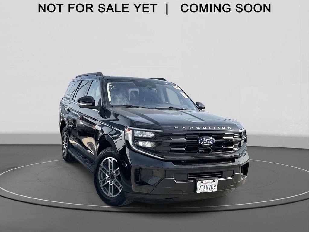 Certified 2025 Ford Expedition Active image 6
