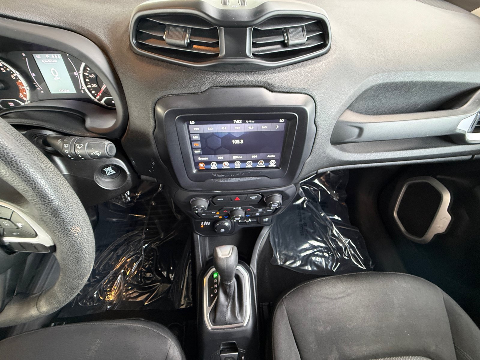 Used 2019 Jeep Renegade Sport w/ Sport Appearance Group AWD/4WD image 15